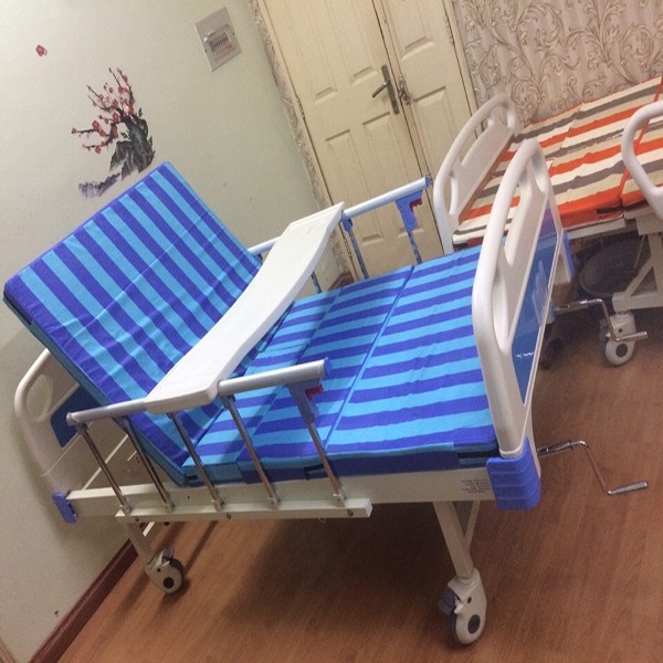 Giường bệnh nhân y tế 3 tay quay