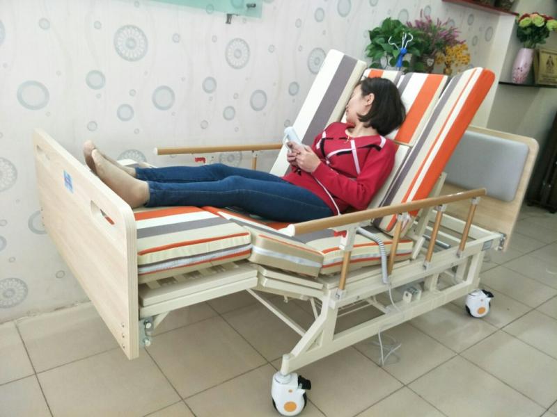 Giường bệnh nhân đăng năng nhập khẩu đầu giường ốp gỗ